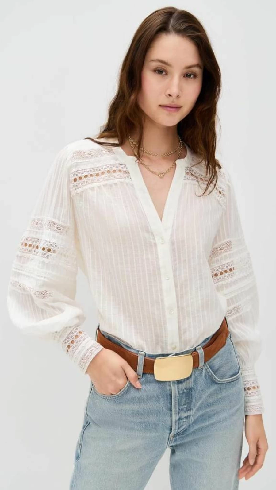 L'AGENCE Women's Kiera Trim Blouse | Stylish Feminine Top for Fashionable Outfits