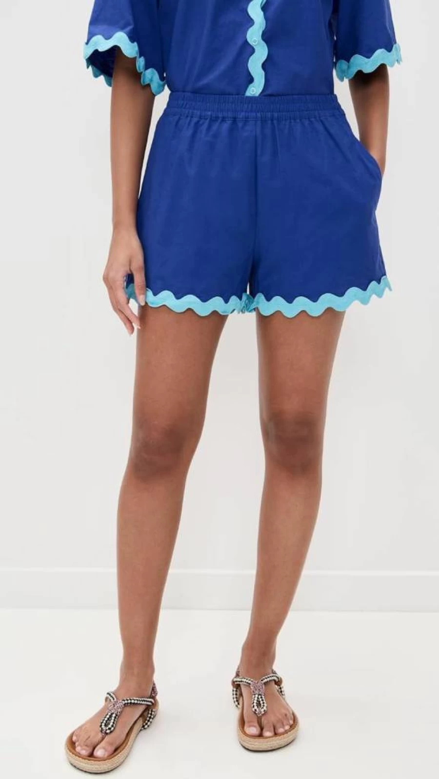 English Factory Women's Fashion Scallop-Trim Denim Shorts High Waist Summer Casual