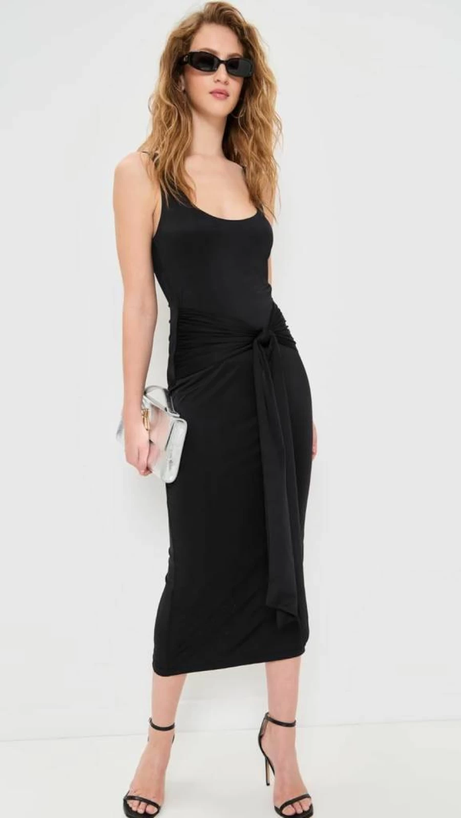 Good American Women's Ruched Slinky Jersey Midi Dress - Stretchy Bodycon Style