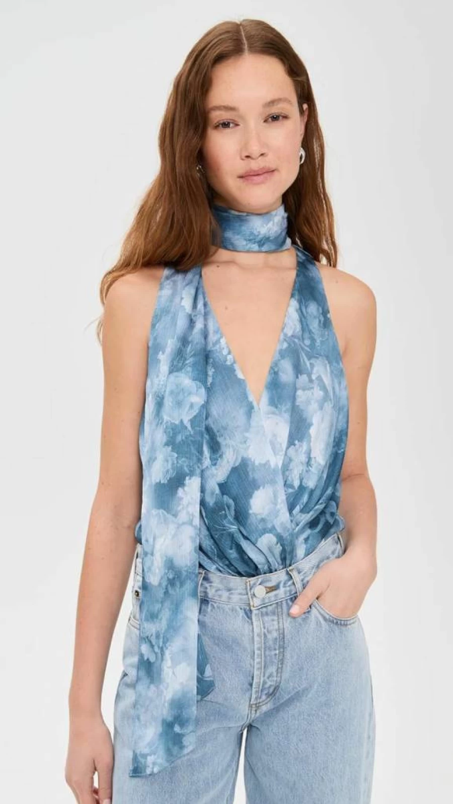 L'AGENCE Women's Ichirou Tie-Front Bodysuit - Stylish One-Piece for Fashionable Outfits
