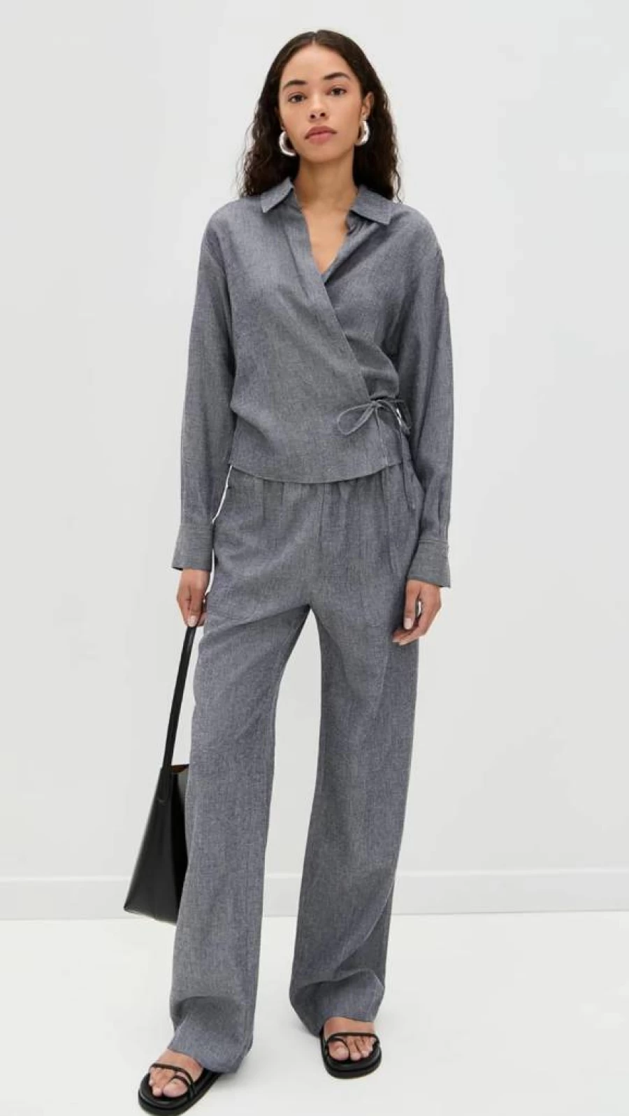 Vince Women's Casual Pull-On Mid Rise Pants - Comfortable Stretch Trousers for Everyday Wear